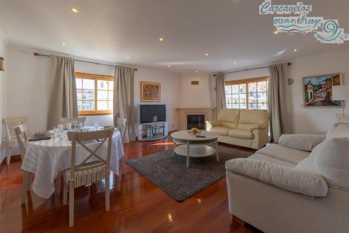 Lombos Apartment | Carcavelos Ocean Breeze