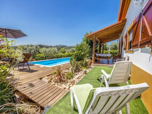 Camparca House | Impressive Holiday Home in Carcavelos with Pool Access
