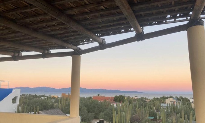 La Ventana Apartment | Pet-Friendly Cardón Alley Studio #4 with Breakfast Included