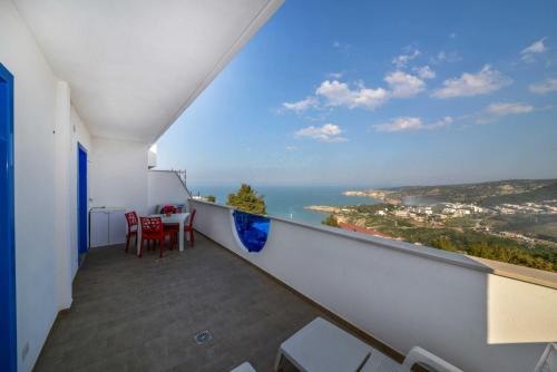 Peschici Apartment | Family-Friendly Getaway at Cardinal Points with Kitchen Access