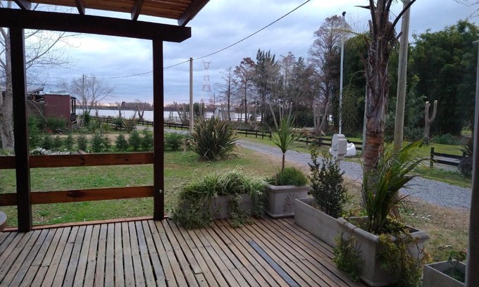 Villa Paranacito House | Premier Stay at CARELHUE GUAZU 1 - Rated 9/10, Family & Pet Friendly