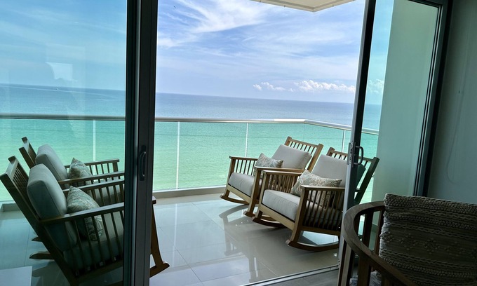 Covenas Apartment | Unforgettable Caribbean Apartment with Ocean View & Pool