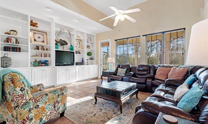 Fort Morgan Cottage | Cozy Caribe Cottage: Pool, Spa & Gulf Access Awaits!