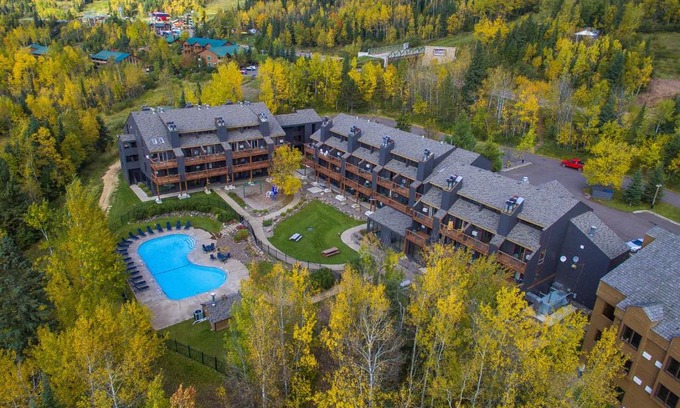 Lutsen Resort | Experience Unforgettable Stays at Caribou Highlands Lodge