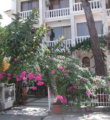 Marmaris Hotel | Discover Carikci Hotel: Oceanfront Oasis with Pool