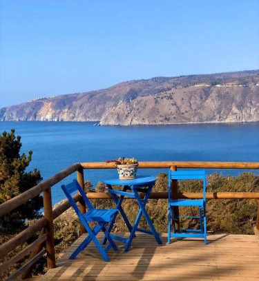Valparaiso House | Relaxing Oceanfront Suites at Carilafquen with Hot Tub