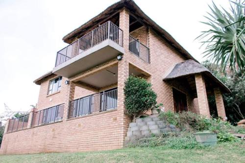 Ezembeni Apartment | Relax at Carisford Creek with Oceanfront Views & Pool