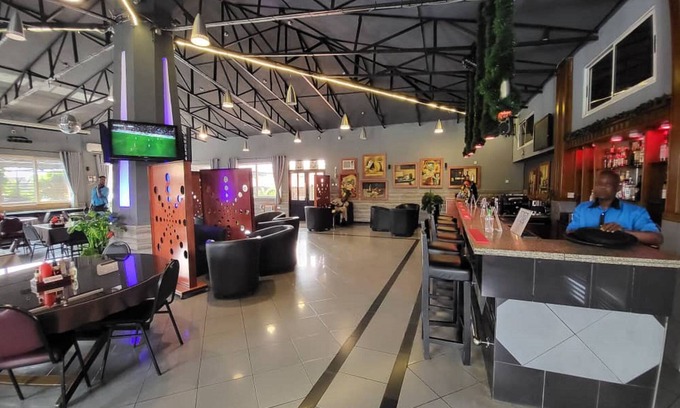 Apapa Hotel | Discover Carliza Hotel Apapa: Family-Friendly Retreat