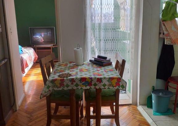 Boedo Apartment | Experience Carlos Calvo: Guest Rated 9/10 for Comfort
