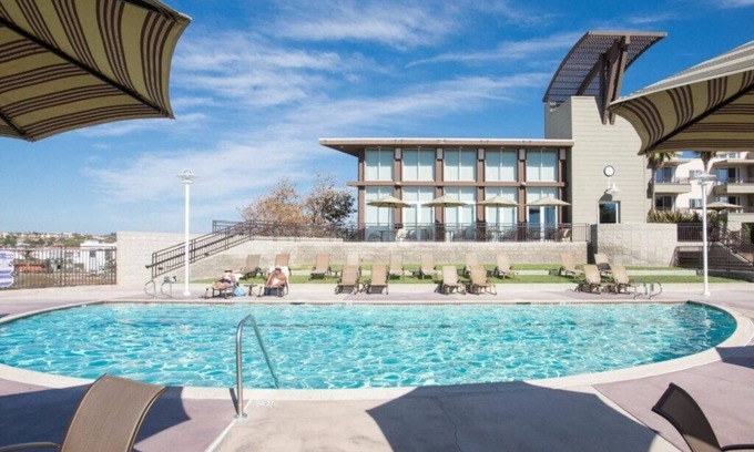 Carlsbad Hotel | Experience Oceanfront Bliss at Carlsbad Seapointe Resort