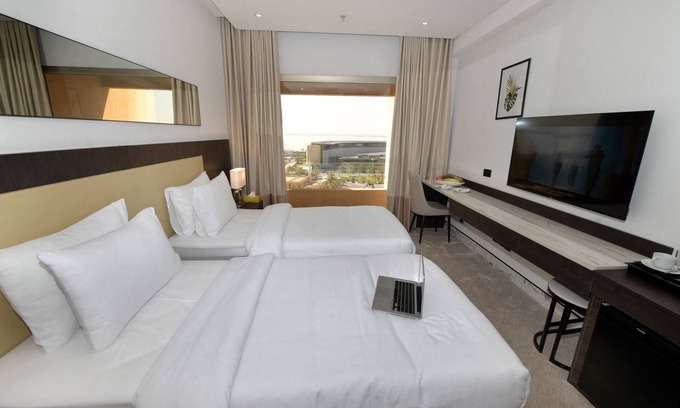 Kuwait City Hotel | Discover Carlton Tower Hotel Kuwait with Family-Friendly Amenities