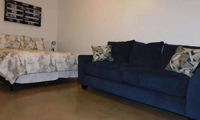 Marfa Apartment | Experience Comfort at Carmen's Marfa Hotel with En-Suite Beds