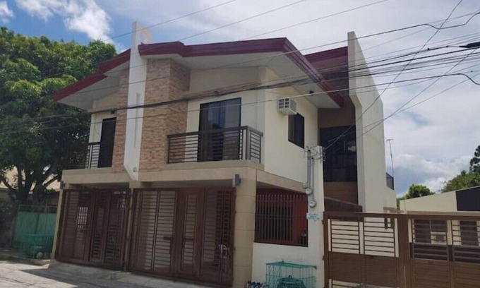 Bacolod House | Carmen's Place C- Bungalow: Gated and Family-Friendly Stay