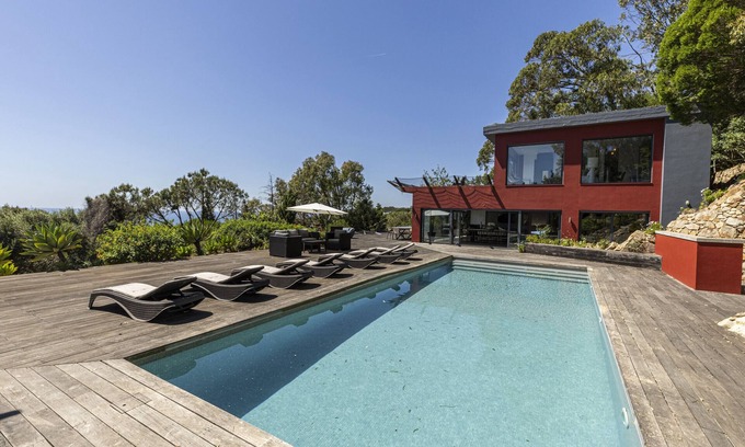 Monserrate Villa | Escape to Carmim Villa: Private Pool & Family-Friendly Fun