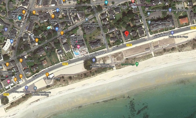 Carnac Apartment | Oceanfront Comfort: Guest Rated 10/10 in Carnac Plages