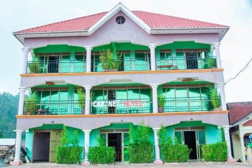 Nakaseke House | CarNet Hotel