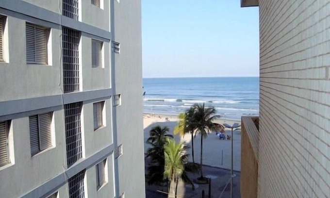 Praia Grande Apartment | Unforgettable Carnival Getaway with Ocean View & Spa
