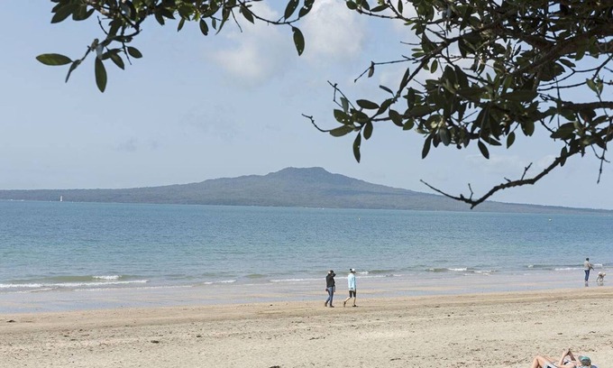 Takapuna Hotel | Relax at Carnmore Hotel Takapuna: Family-Friendly Getaway