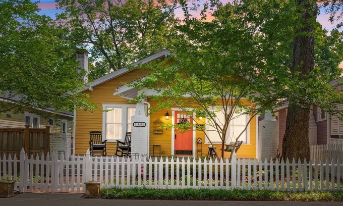 Wilmington House | Pet-Friendly Carolina Cozy Cottage with Ocean View & Pool