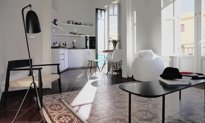 Trapani City Centre Apartment | Oceanfront Retreat at Carolina's Nest – Rated 9.8/10
