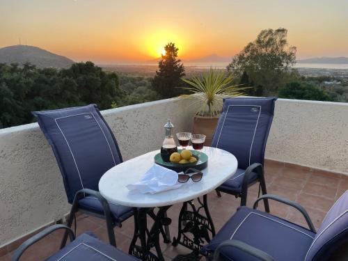 Dikaio Apartment | Experience Carpe Diem: Oceanfront Retreat with Top Reviews