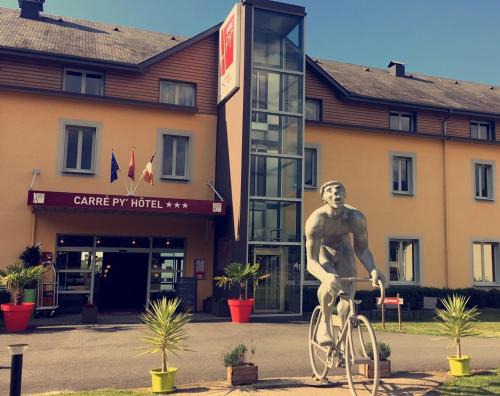 Bagneres-de-Bigorre Hotel | Discover Carré Py' Hôtel: Pet-Friendly & Family-Oriented Stay
