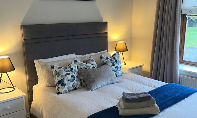 County Cavan Apartment | Guest Rated 10/10: Carraig House, Cozy Countryside Retreat