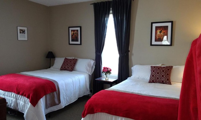 Canal Winchester House | Cozy Carraway Guest House - Child Friendly & Highly Rated