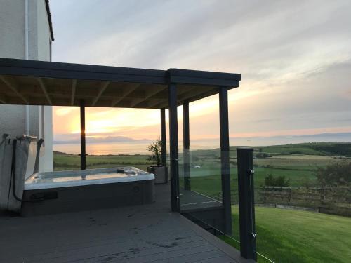 Ayr House | Inviting Carrick Hills Cosy Croft: Guest Rated 9.8/10