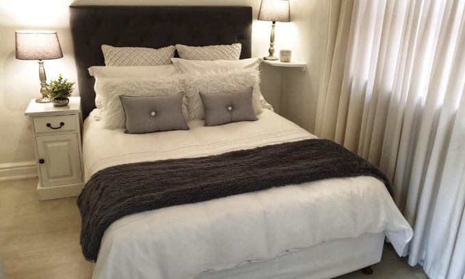 Claremont Apartment | Delightful Carrington Cottage - Guest Rated 9/10!