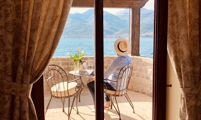 Tivat Hotel | Eco Hotel Carrubba: 4-Star Retreat with Ocean Views