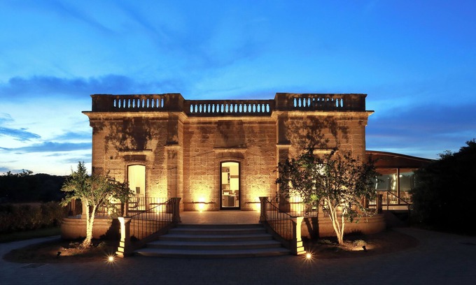 Cenate Bed & Breakfast | Unforgettable Stays at Carrubia: Spa & Pool Paradise