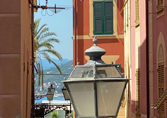 Sestri Levante Apartment | Exceptional Stay at Carruggio 151-2: Child Friendly and Rated 9.5
