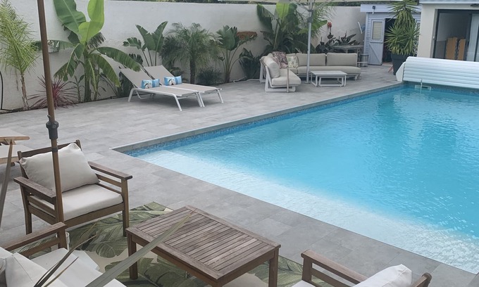 Carry-le-Rouet Villa | Stylish Carry LE Rouet Villa Steps from Scenic Creeks