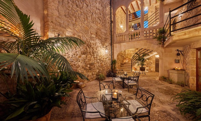 Lloseta Hotel | Relax at Cas Comte Suites & Spa - Adults Only Retreat