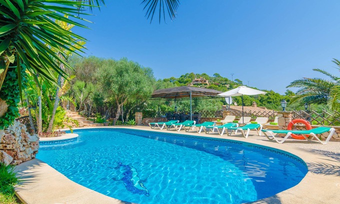 S Horta Villa | CAS CONCO: Traditional Majorcan House with Private Pool