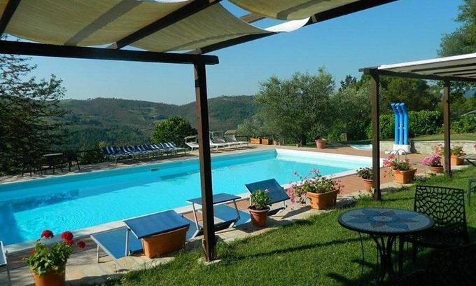 Monte Santa Maria Tiberina House | Casa Brina E: A Cozy Stone Apartment with Free Wi-Fi