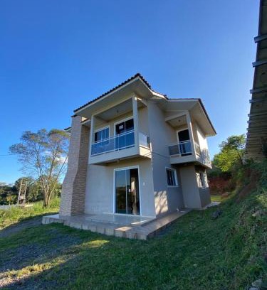 Machadinho House | Pet-Friendly Casa Água Azul: Perfect for Family Getaways