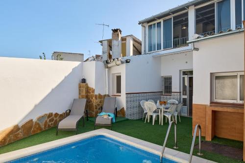 Cuevas Bajas House | Casa Ángeles: Guest Rated 9.3 & Pet-Friendly Retreat