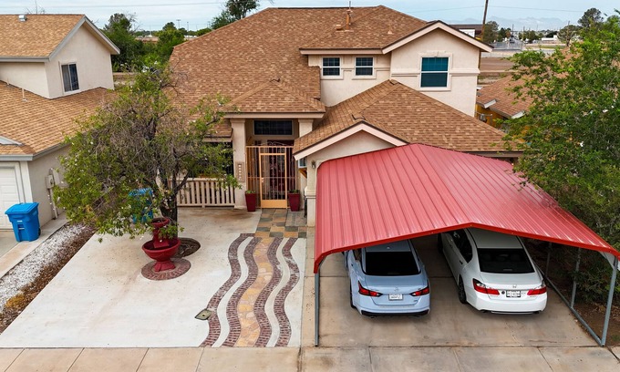 Socorro House | Discover Casa 10192: A Family-Friendly Getaway