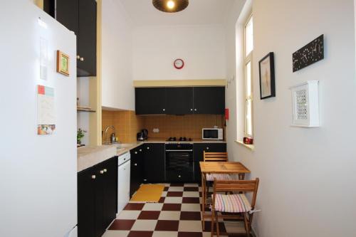 Figueira da Foz House | Casa 11 Cravos by LovelyStay