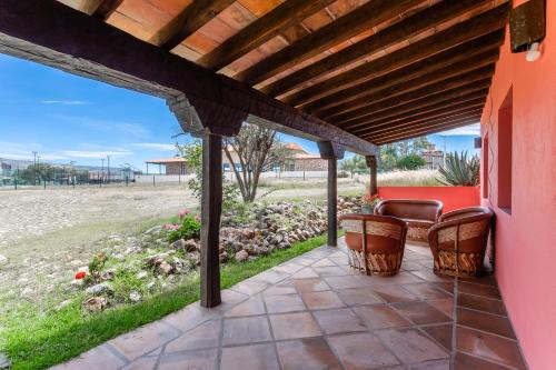 San Miguel de Allende House | Inviting Rancho Las Puertas: Pet-Friendly with Pool & Breakfast