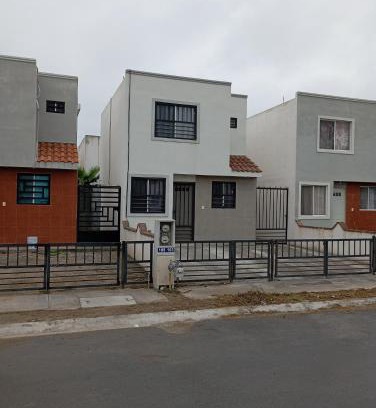 Apodaca House | casa 2 pisos