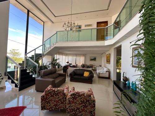 Lago Norte House | Cozy Casa 41: Child-Friendly Rooms with Kitchen Access