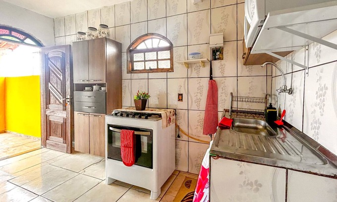 Tamoios House | Relaxing Getaway at Casa, Just 4 Min from Unamar Beach