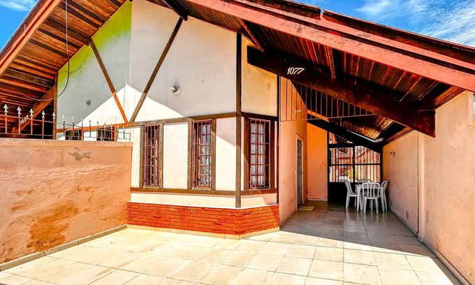 Cidade Nova Peruibe House | Cozy Getaway: Steps from Peruíbe Beach with Great Amenities