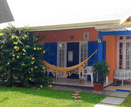 Palhoca House | Discover Casa Praia da Pinheira: Steps from the Beach