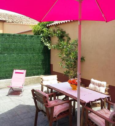 Villalcazar de Sirga House | Pet-Friendly Getaway at Casa abuela Gaspara I – Rated 9.3/10