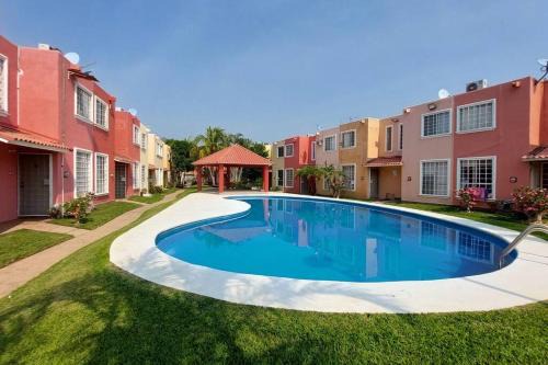 Acapulco House | Guest Rated 9.5: Casa Acá Diamante Gaviotas with Pool