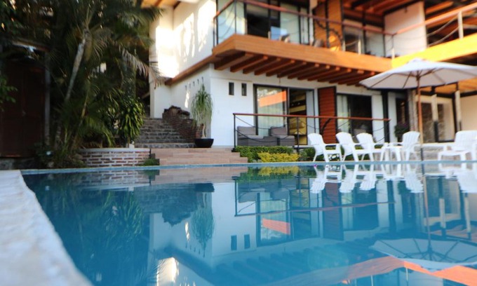 Valle de Bravo House | Casa Acento: Guest Rated 10/10 with Pool & Hot Tub